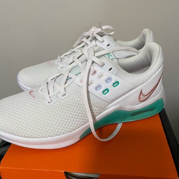 BNWB - Women’s Nike Air Zoom Pegasus 36 - Picture 5 of 10